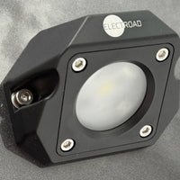 Close-up of Senna 45 LED Scene Light mounted to orion roof rack