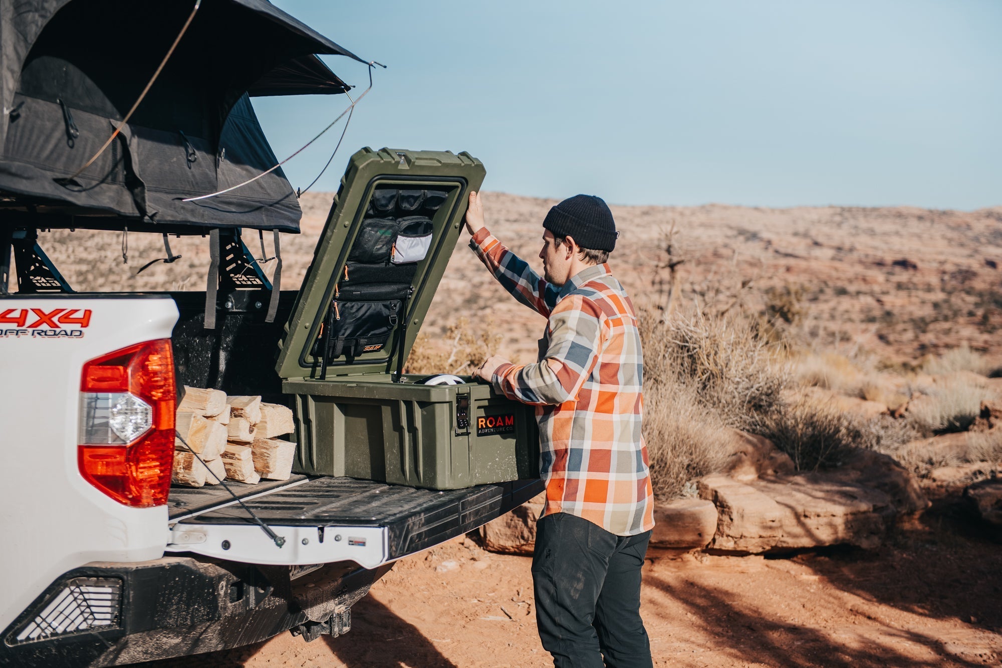 105L lid organizer in roam case on truck in desert