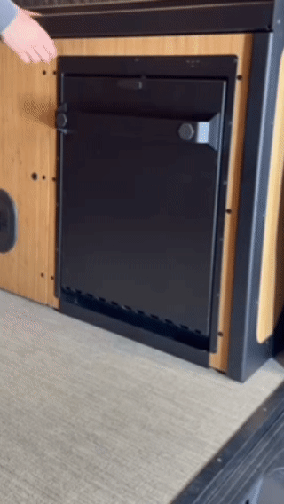 Tetravan Folding Shower 2.1 video