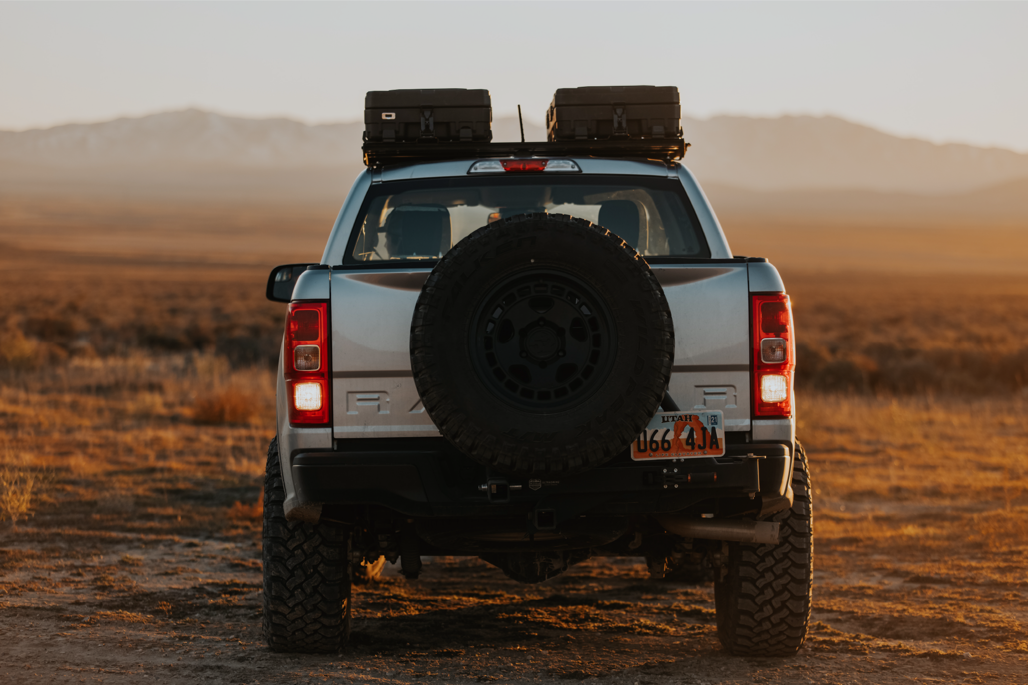 83L Rugged quick release mount and case on ford ranger