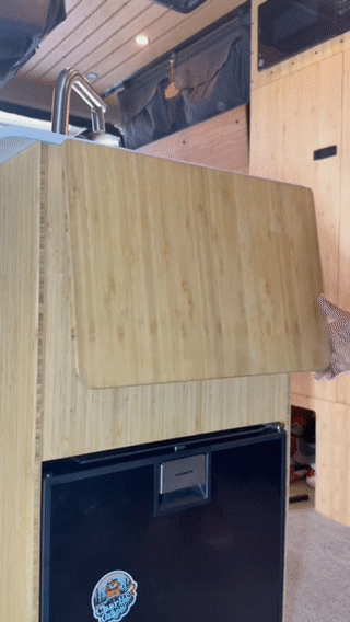 Heavy duty folding bracket for van countertop extensions