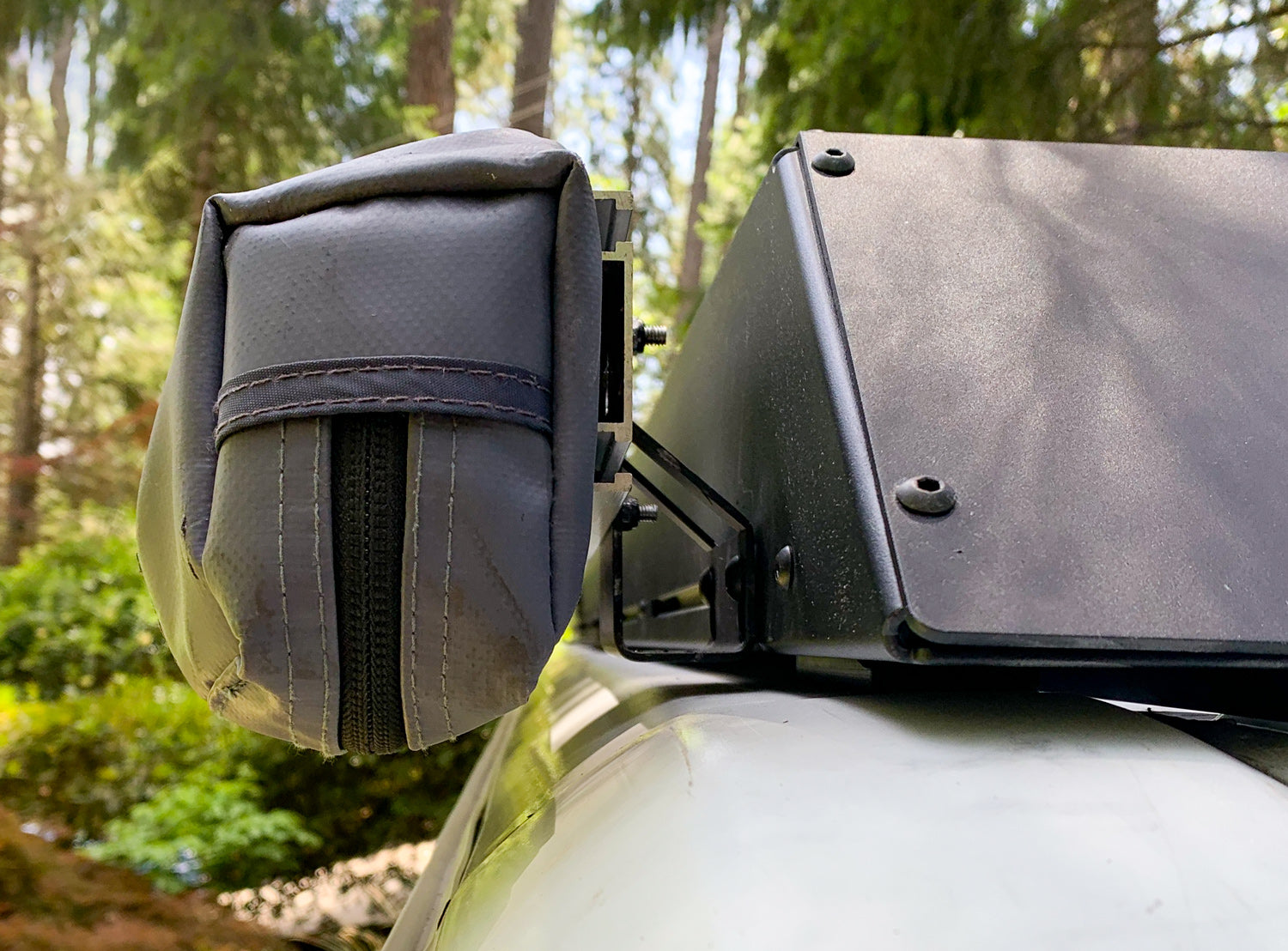 ARB Bracket for Stealth + Rack and F45s Fiamma Awning on real van